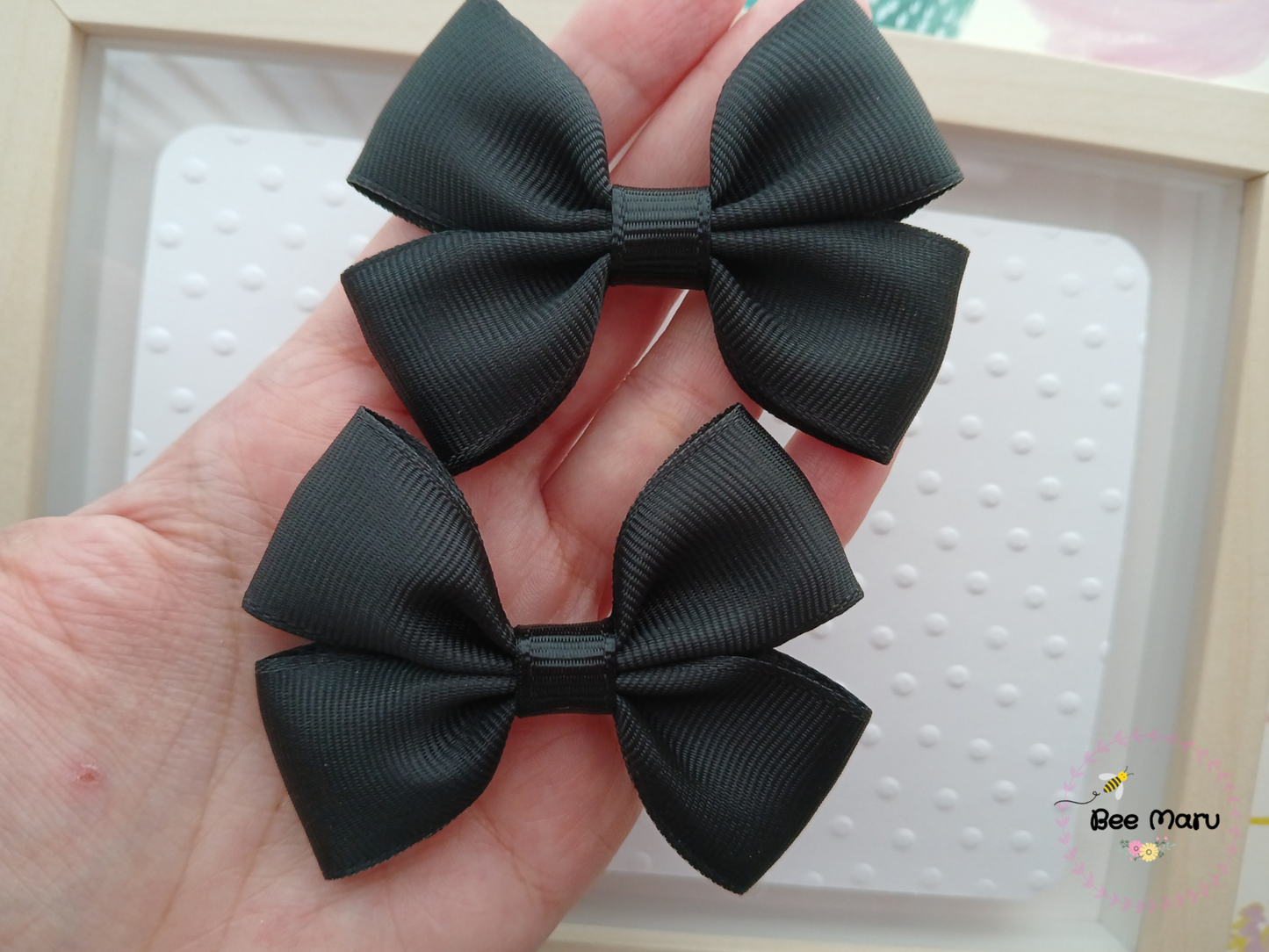 Handmade Classic Black Hair Bow - Chic Accessory for Girls of Any Age and Hairstyle
