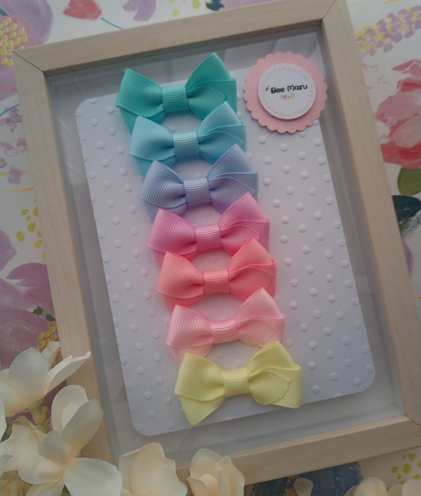 Small hair clips for babies and toddlers