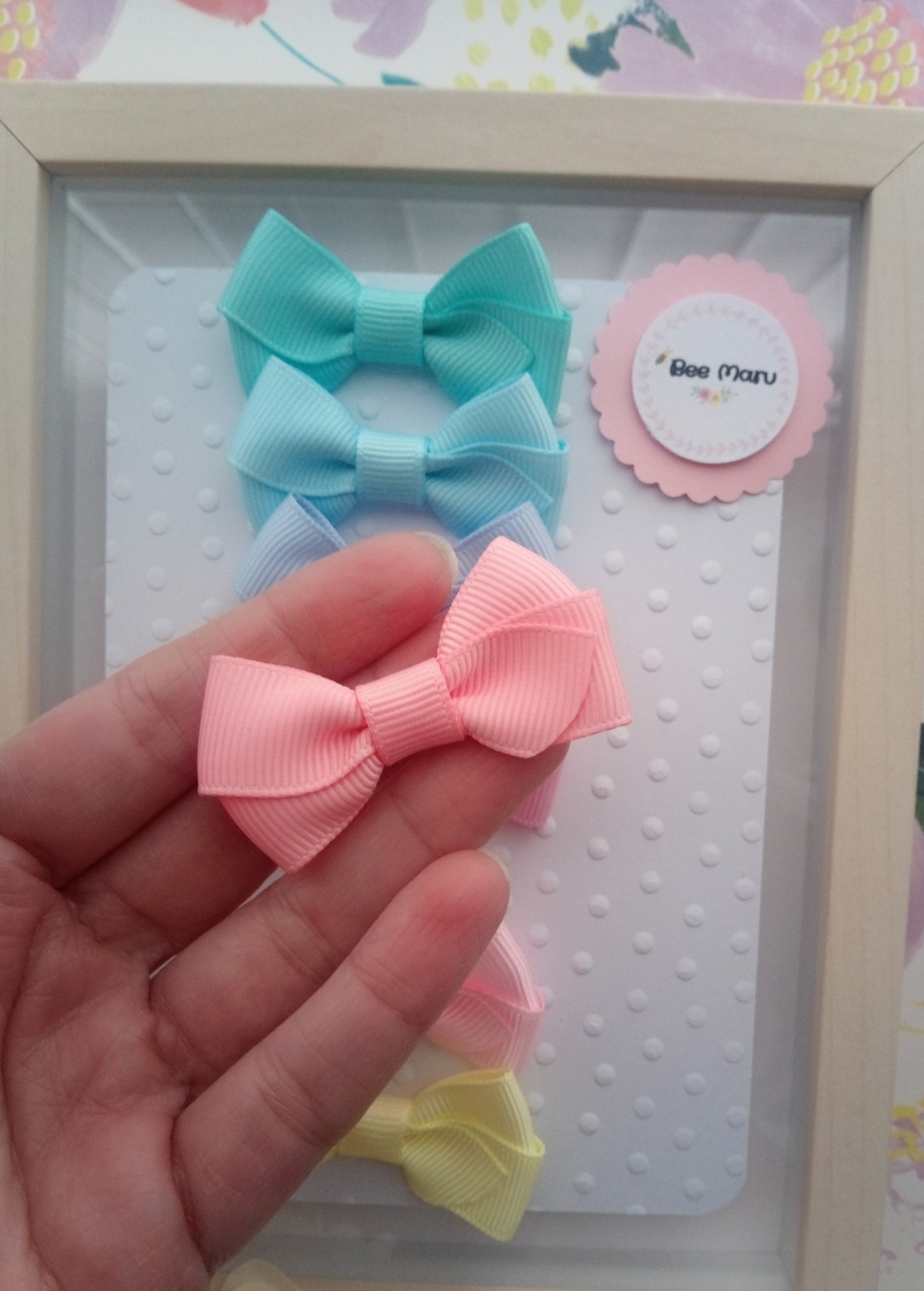 Small hair clips for babies and toddlers